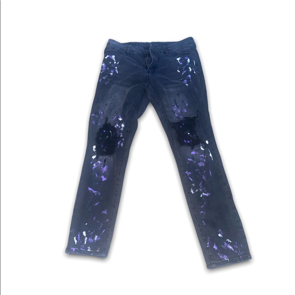 Black Skinny Jeans w/ Paint Splatter